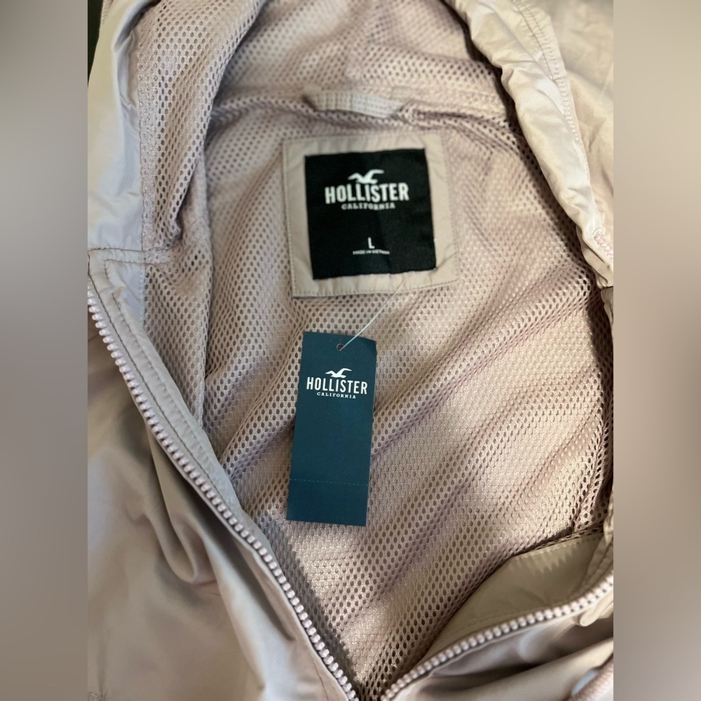 Hollister NWT Crop Windbreaker Jacket Women’s Size Large Light Purple - Picture 6 of 10